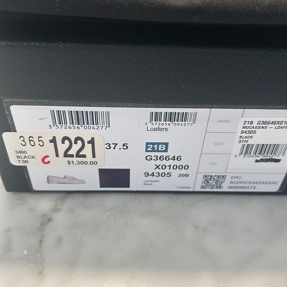 CHANEL TURNLOCK LOAFERS -size 37.5 - Picture 2 of 7